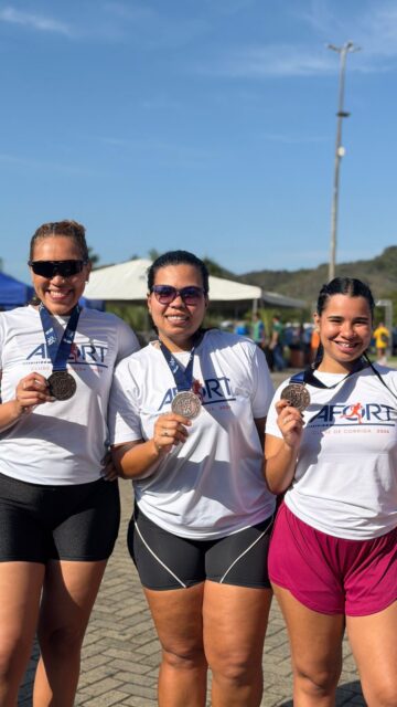 Na linha de partida, a energia se transforma em foco, superação e o apoio de todos. É a garra de cada um levando a nossa marca mais longe no asfalto! 💙

#afort #MaratonaDeVitoria #TimeAfort #FocoESuperacao #OrgulhoDeSerAfort