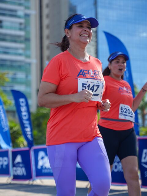 A Maratona de Vitória ficou marcada na nossa história. Ver o nosso time se desafiando, superando limites com um sorriso no rosto e mostrando essa garra nos enche de inspiração. É esse mesmo foco e energia que levamos todos os dias para o nosso trabalho!

Parabéns aos nossos atletas! Agradecemos demais pela entrega, pela energia e por representarem tão bem a Afort.

Que venham os próximos quilômetros, as próximas metas e as próximas vitórias! 🏁

#MaratonaDeVitoria #TimeDeOuro #OrgulhoDePertencer #Superacao #CorridaDeRua