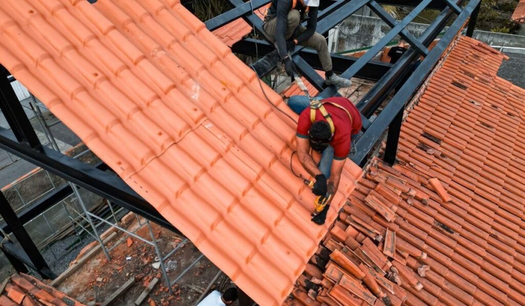 Evitando erros comuns na instalação de telhas de PVC